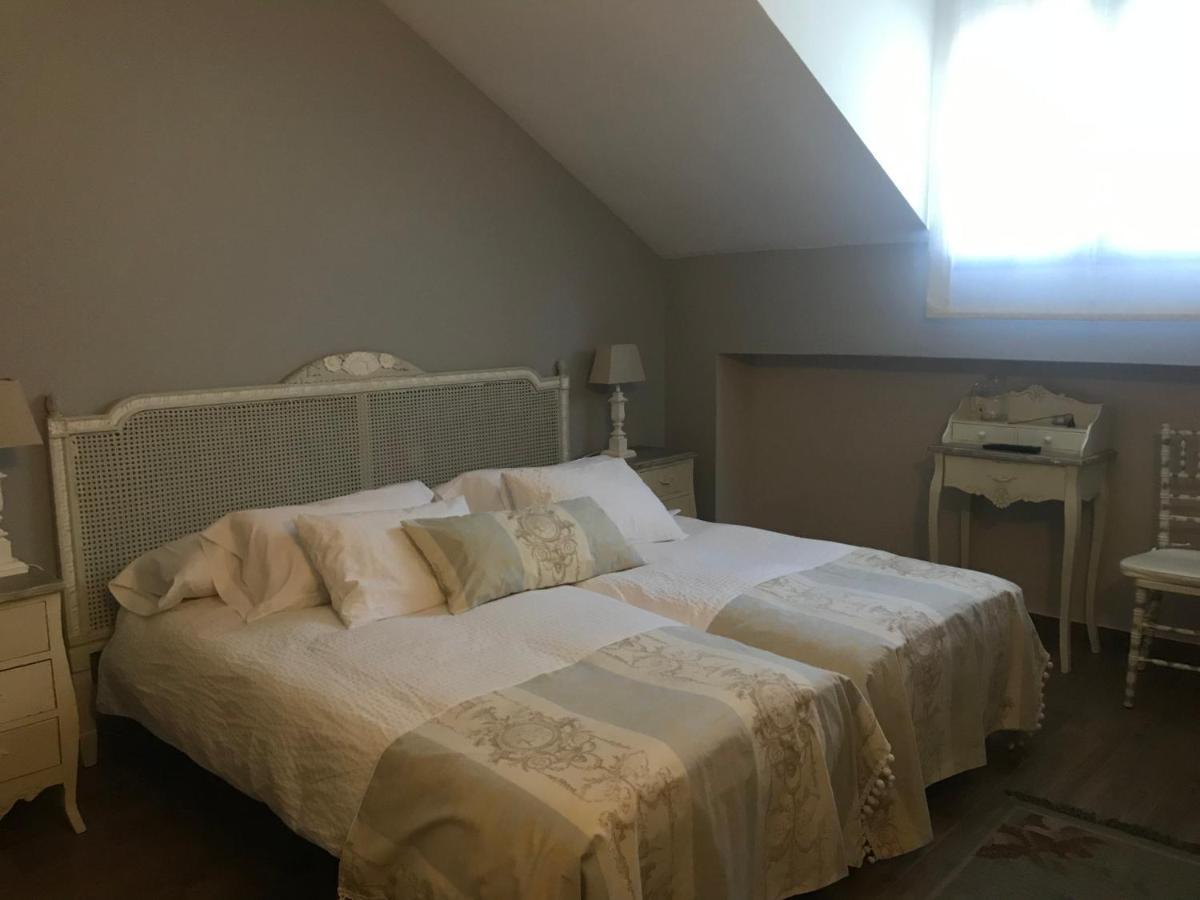 Albus Albi Guest House Colmenar del Arroyo Екстериор снимка