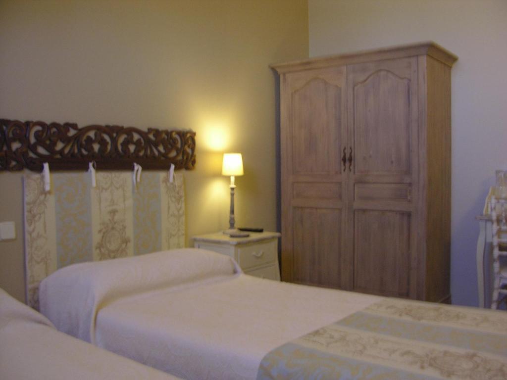 Albus Albi Guest House Colmenar del Arroyo Стая снимка